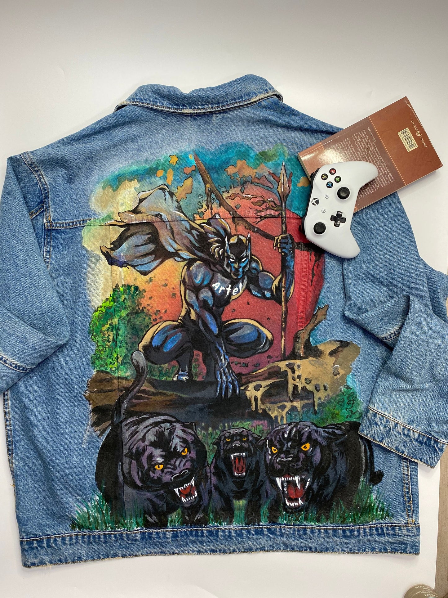Valentines Day Gift for Marvel Fans – Hand-Painted Black Panther Denim Jacket | Custom Oversized Streetwear, Comic Fan Clothing