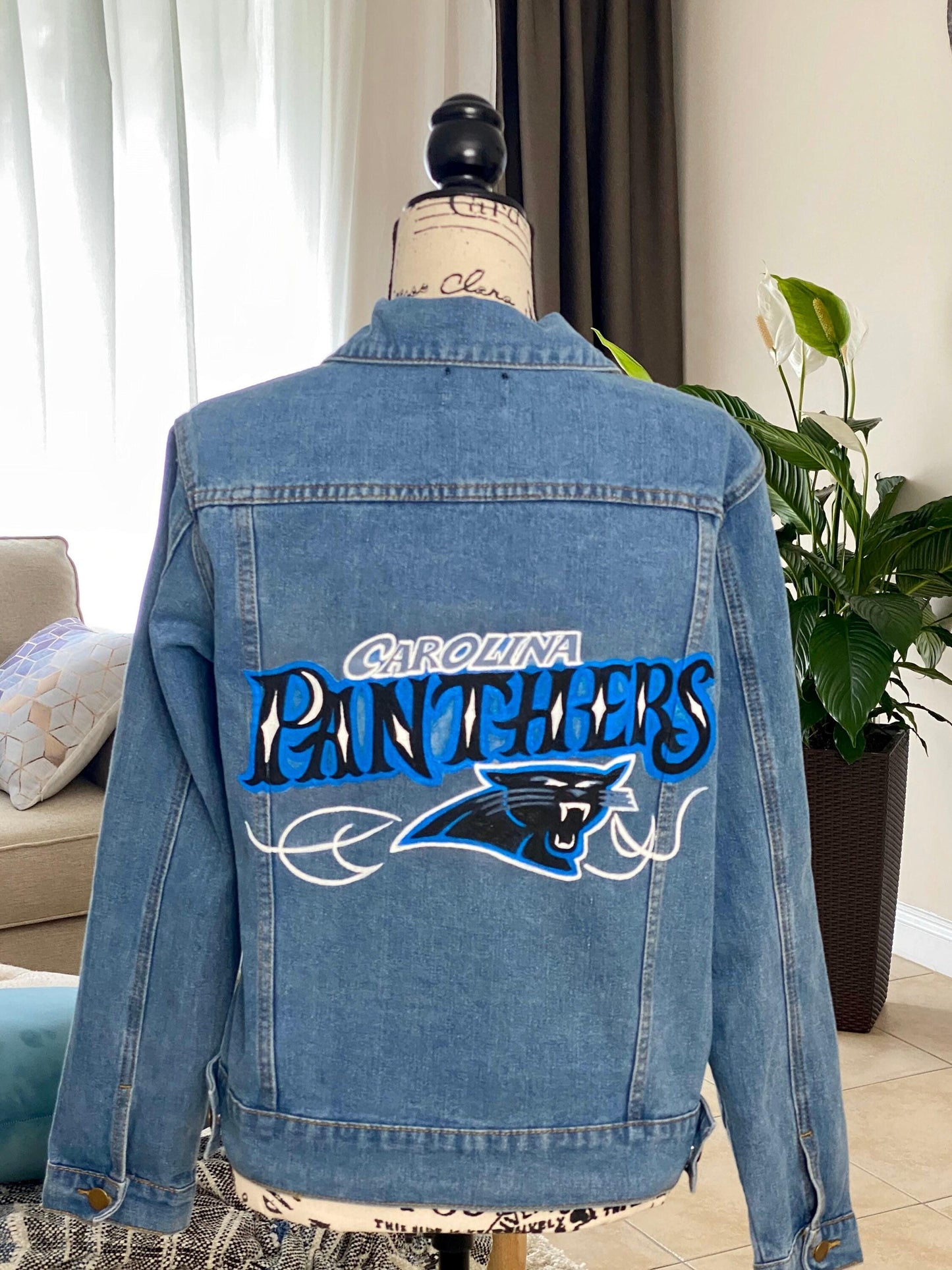 Game Day Outfit – Carolina Panthers Fan Jacket | Hand-Painted Oversized Denim, Unique NFL Sports Birthday Gift