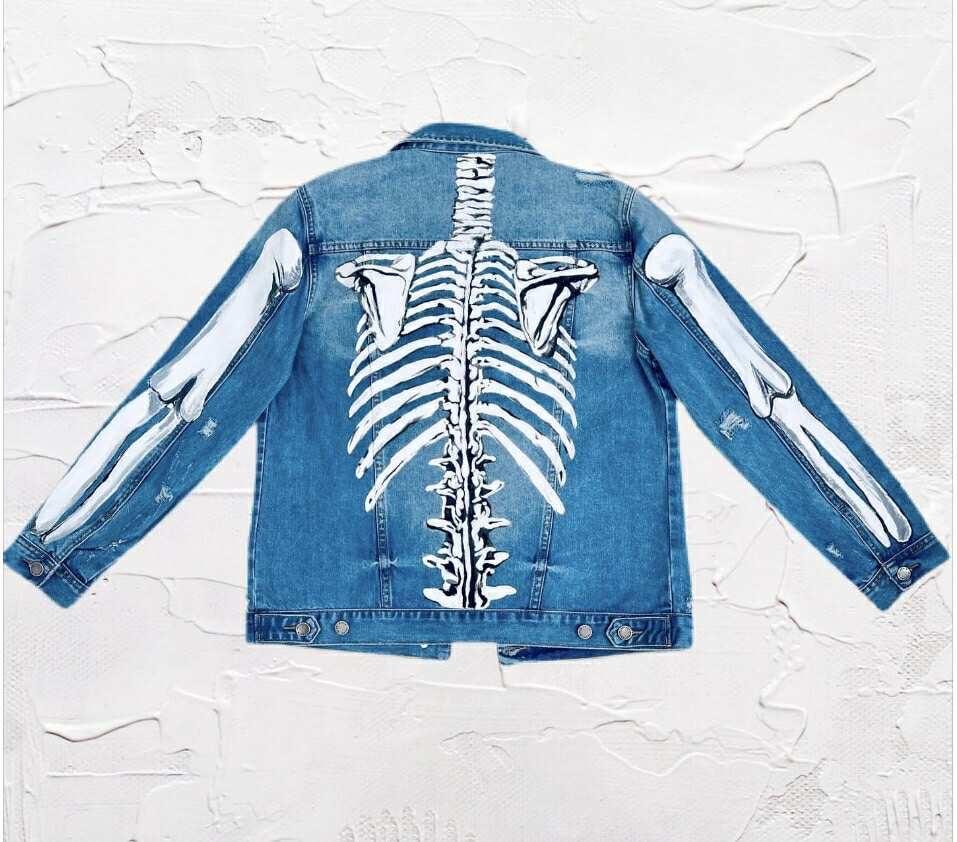 Halloween Gift – Skeleton Hand-Painted Denim Jacket | Oversized Spooky Outfit, Unique Gothic Streetwear Costume
