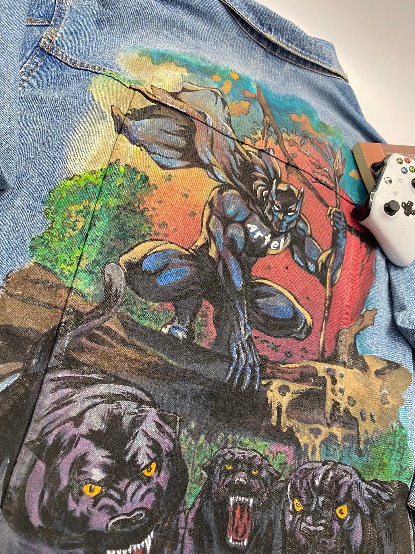 Valentines Day Gift for Marvel Fans – Hand-Painted Black Panther Denim Jacket | Custom Oversized Streetwear, Comic Fan Clothing